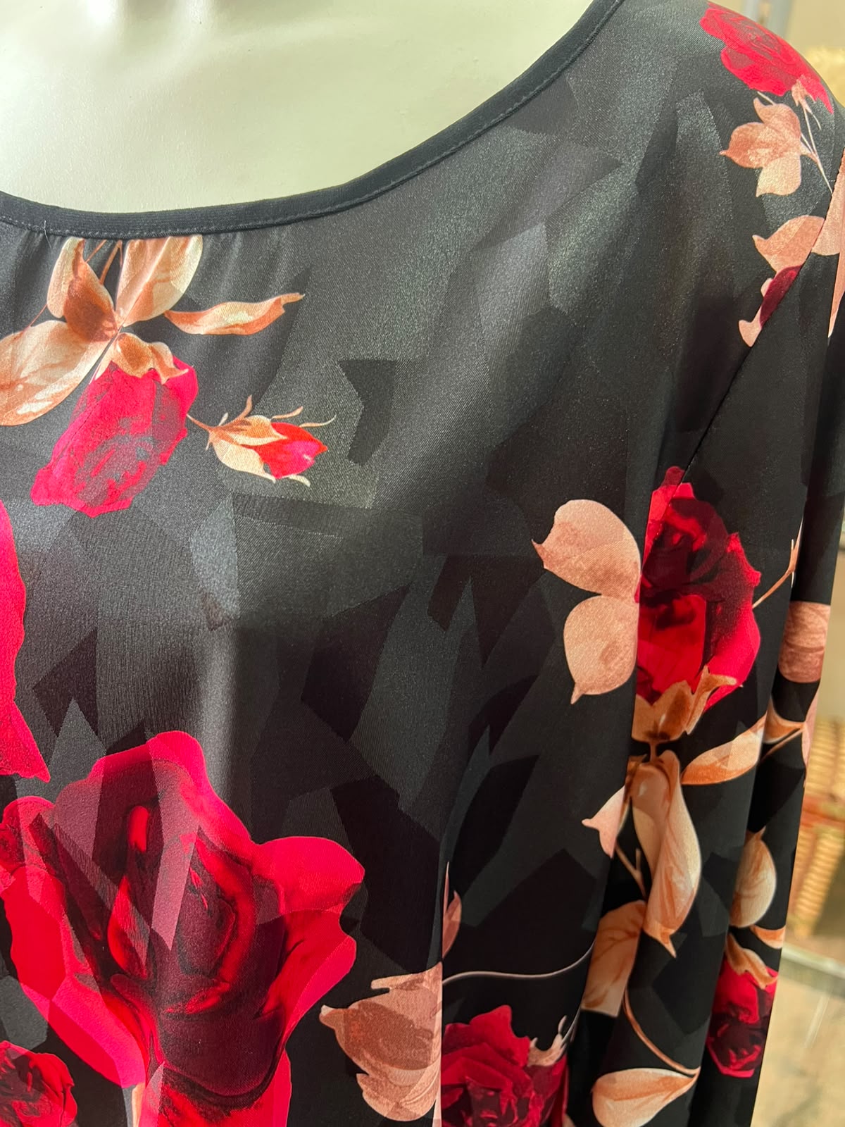 Blusa Sinfonia, schiena nera